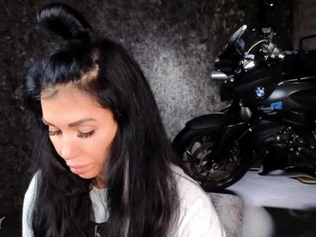 -BABAYAGA- on BongaCams 