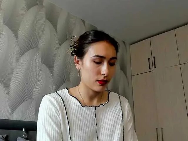 Bambiiiii on BongaCams 