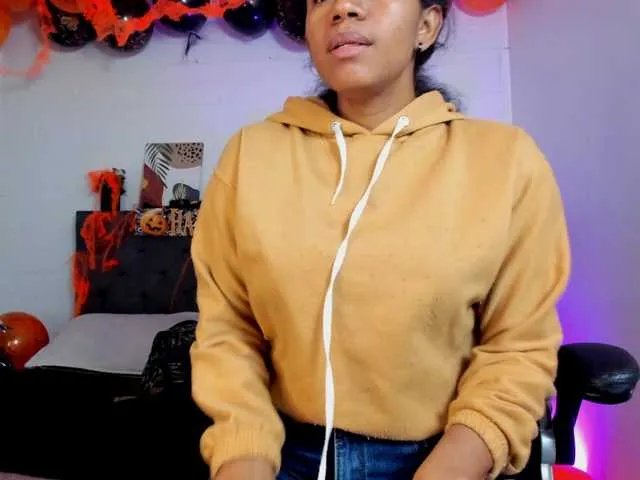 Ellie-Alves on BongaCams 