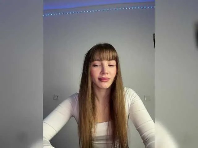 Evelonelfi on BongaCams 