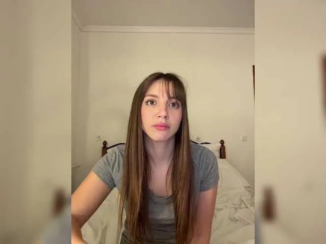 Evelonelfi on BongaCams 
