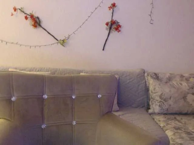 goodSnowQueen on BongaCams 