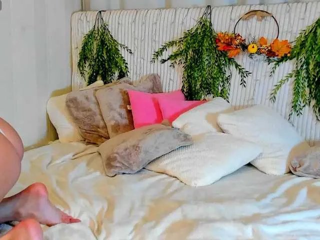 Kelly-Mott on BongaCams 