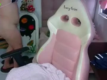 111lucygrim111 on Chaturbate 